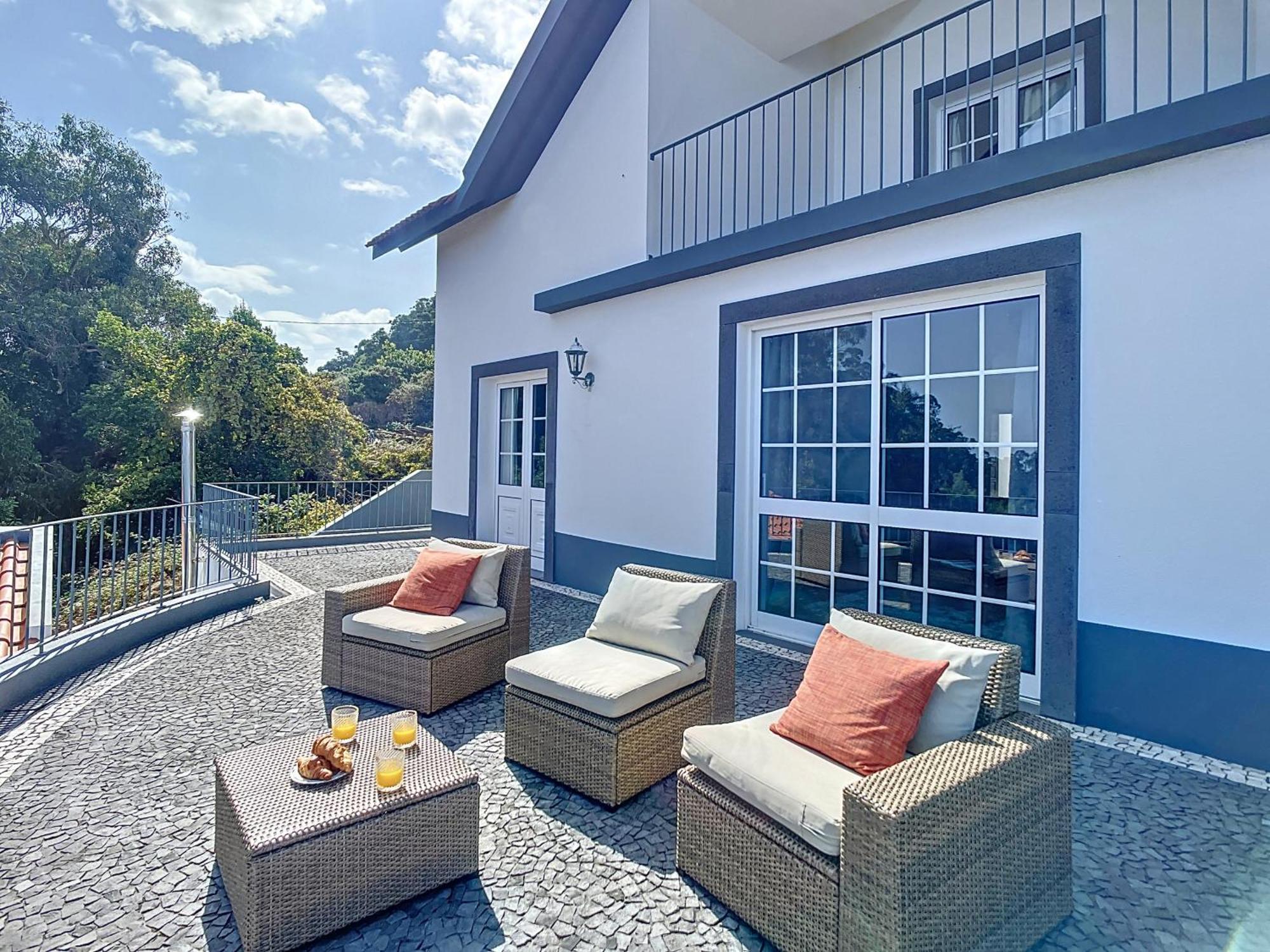 פורטו מוניז Vinhaticos Villa By Atlantic Holiday מראה חיצוני תמונה
